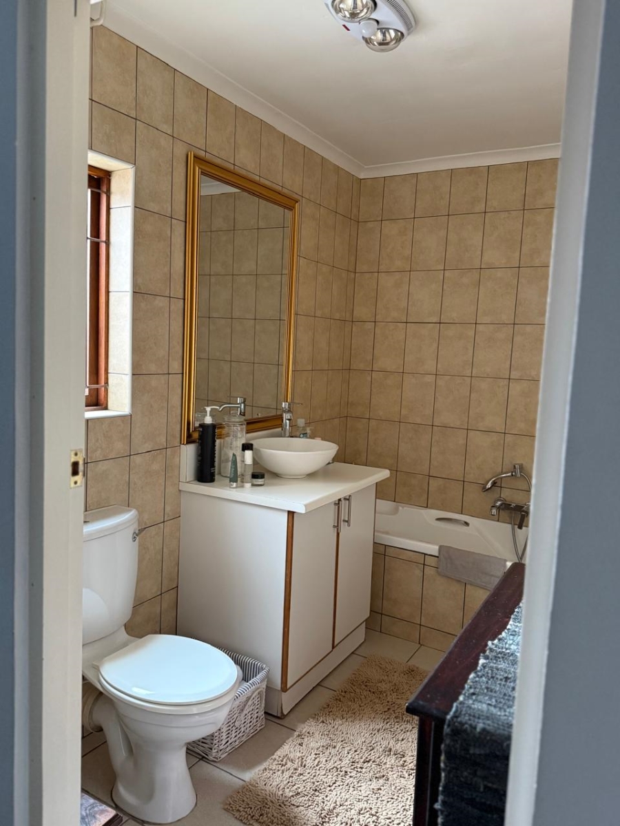 2 Bedroom Property for Sale in King George Park Western Cape